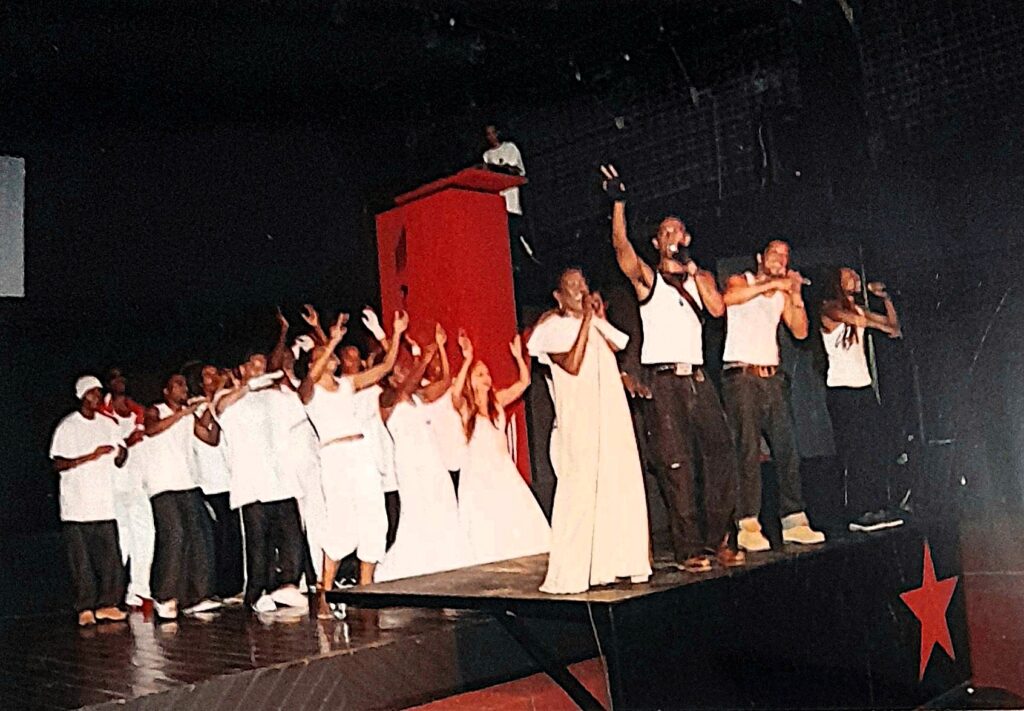 photo 2004